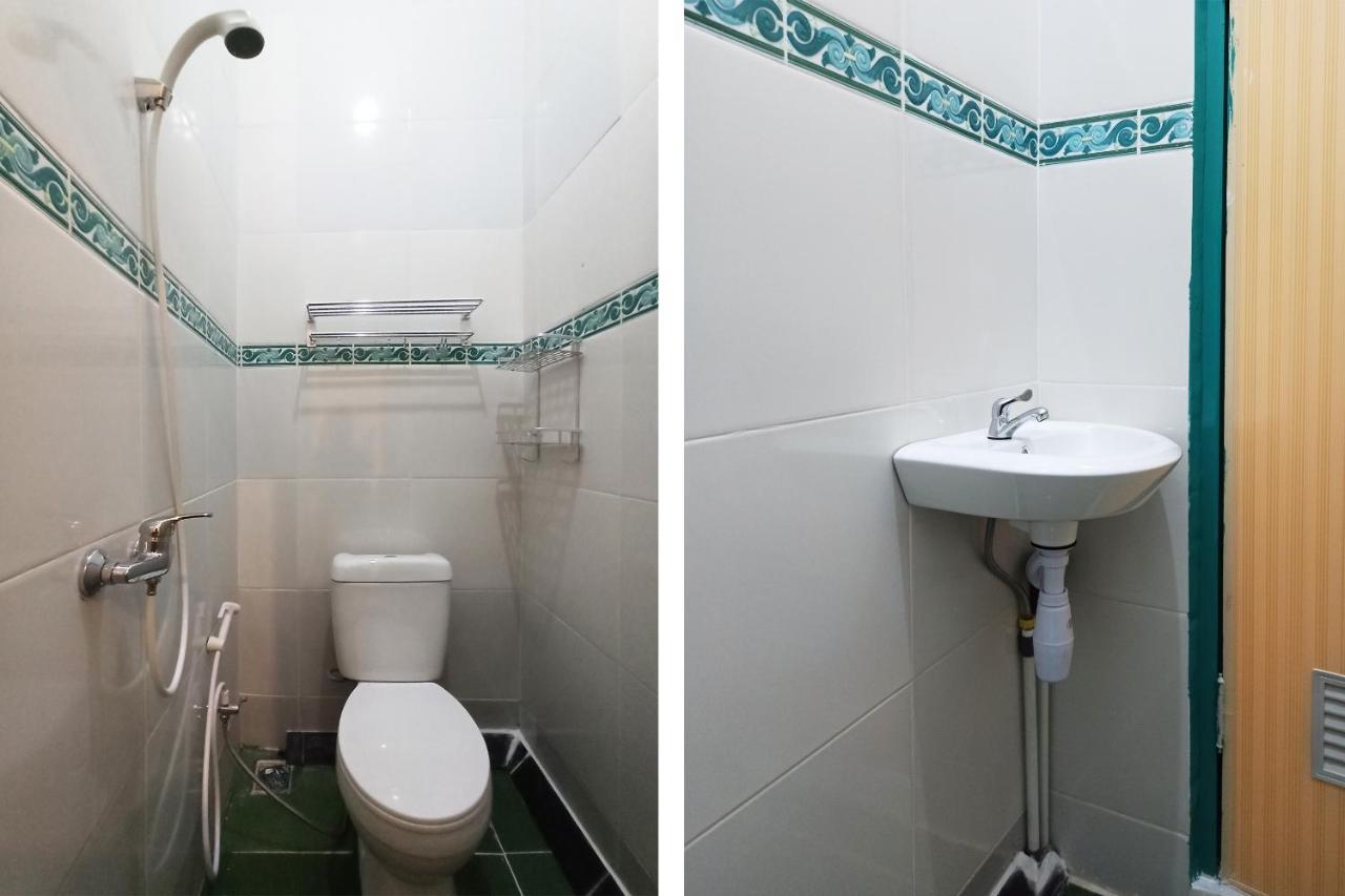 Oyo 2611 Hotel Krui Syariah Ngoại thất bức ảnh